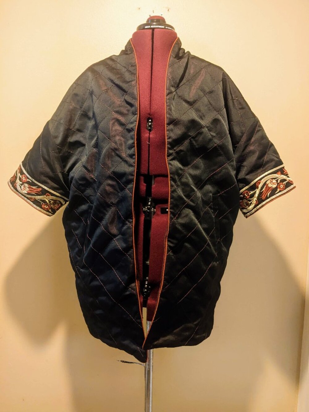 Vintage Hanten Quilted Reversible Jacket | Embroidered Sleeve | Unisex One Size - Picture 3 of 13